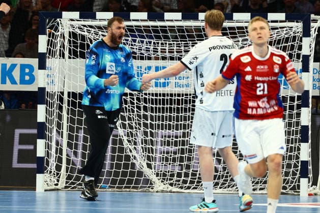 Handball I Herren I Saison 2025 2026 I Bundesliga I 28. Spieltag I HSV Hamburg - THW Kiel I 12.04.2026 Andreas Wolff (33, THW Kiel) jubelt Hamburg Barclaycard Arena Hamburg Deutschland Copyright: xLobeca RalfxHomburgx