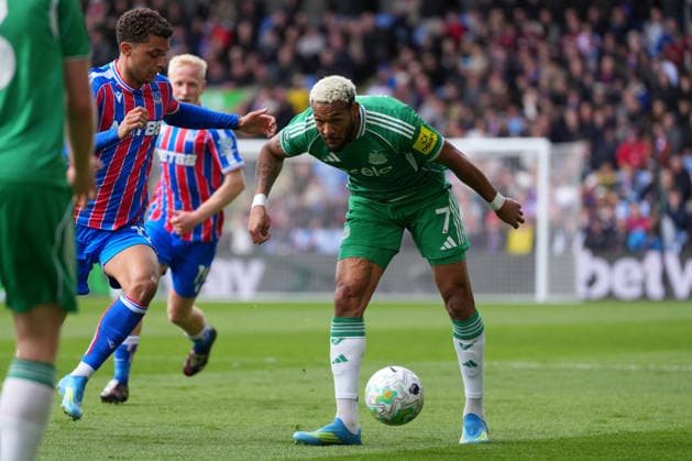 12th April 2026; Selhurst Park, Selhurst, London, England; Premier League Football, Crystal Palace versus Newcastle United; Joelinton of Newcastle United holds off the challenge of Brennan Johnson of Crystal Palace TomxMajor