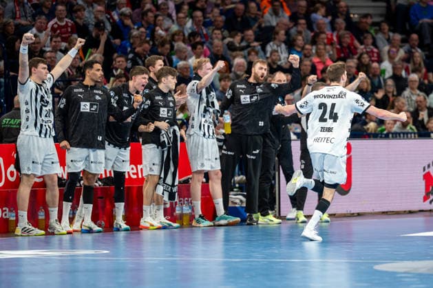 12.04.2026, xdobgx, Handball Daikin HBL, Handball Verein Hamburg - THW Kiel v.l. Lukas Zerbe (Kiel, 24) Jubel, Torjubel, jubelt ueber das Tor, celebrate the goal, celebration