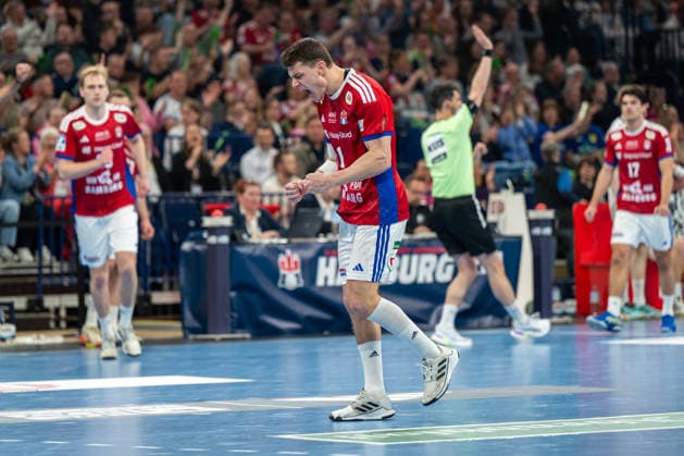 12.04.2026, xdobgx, Handball Daikin HBL, Handball Verein Hamburg - THW Kiel v.l. Nicolaj Jorgensen (Handball Sport Verein Hamburg, 11) Jubel, Torjubel, jubelt ueber das Tor, celebrate the goal, celebration
