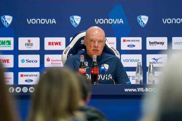 Deutschland: Fussball 2. Bundesliga 2025 - 2026, 29. Spieltag - VfL Bochum vs Eintracht Braunschweig - Vonovia Ruhrstadion: Uwe Rösler Uwe Roesler Uwe Rosler (Trainer, VfL Bochum) Pressekonferenz, Medien