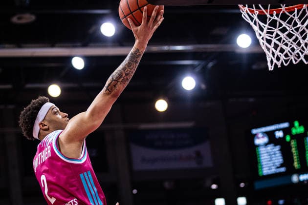 easyCredit Basketball Bundesliga, Telekom Baskets Bonn vs. Basketball Löwen Braunschweig, 12.04.2026 Alijah Comithier (Telekom Baskets Bonn 2) geht zum Korb -- easyCredit Basketball Bundesliga, Telekom Baskets Bonn vs. Basketball Löwen Braunschweig, 12.04.2026, Telekom Dome Bonn Copyright: xBEAUTIFULxSPORTS Derixx