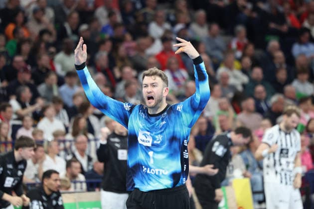 Handball Daikin Handball Bundesliga 2025 2026 - Handball Verein Hamburg vs. THW Kiel Gonzalo Perez de Vargas, gehaltener Ball, Jubel Barclays Arena Hamburg