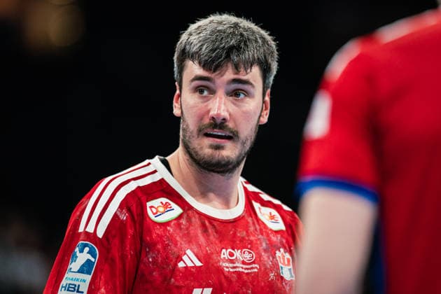 HBL: HSV Hamburg vs. THW Kiel, 12.04.2026 Jacob Lassen (HSV Hamburg, 9); HBL: HSV Hamburg vs. THW Kiel am 12.04.2026 in der Barclays Arena, Hamburg Copyright: xBEAUTIFULxSPORTS Tonhäuserx