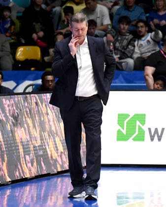 12.04.2026, xokbx, Basketball easyCredit BBL Bundesliga, Frankfurt Skyliners - MLP Academics Heidelberg v.l. Trainer Klaus Perwas (Head Coach, Fraport Skyliners Frankfurt), Mimik, Gestik, nachdenklich, genervt, frustriert (DFL DFB REGULATIONS PROHIBIT ANY USE OF PHOTOGRAPHS as IMAGE SEQUENCES and or QUASI-VIDEO) Frankfurt am Main