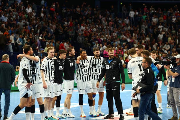 Handball I Herren I Saison 2025 2026 I Bundesliga I 28. Spieltag I HSV Hamburg - THW Kiel I 12.04.2026 THW Kiel freut sich über den Sieg in Hamburg Hamburg Barclaycard Arena Hamburg Deutschland Copyright: xLobeca RalfxHomburgx