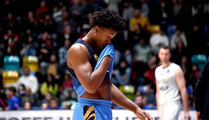 12.04.2026, xokbx, Basketball easyCredit BBL Bundesliga, Frankfurt Skyliners - MLP Academics Heidelberg v.l. Nahiem Alleyne (Fraport Skyliners Frankfurt), Mimik, Gestik, Frust nach der Niederlage, genervt (DFL DFB REGULATIONS PROHIBIT ANY USE OF PHOTOGRAPHS as IMAGE SEQUENCES and or QUASI-VIDEO) Frankfurt am Main