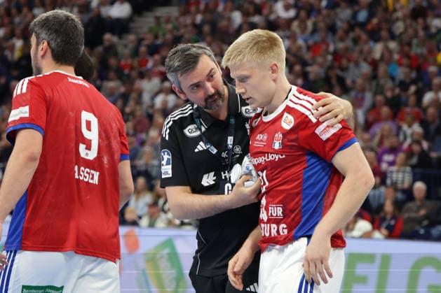 2026.04.12 xfsx Daikin HBL Handballl 1. Bundesliga Hamburger Sportverein Handball - THW Kiel v.l. Frederik Bo Andersen (21, HSV Hamburg Handball ) hat sich verletzt Copyright: HMBxMedia FernandoxSoares