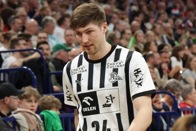 2026.04.12 xfsx Daikin HBL Handballl 1. Bundesliga Hamburger Sportverein Handball - THW Kiel v.l. Lukas Zerbe (THW Kiel ,24) hat ein rote Karte bekommen und muss das Spielfeld verlassen Copyright: HMBxMedia FernandoxSoares