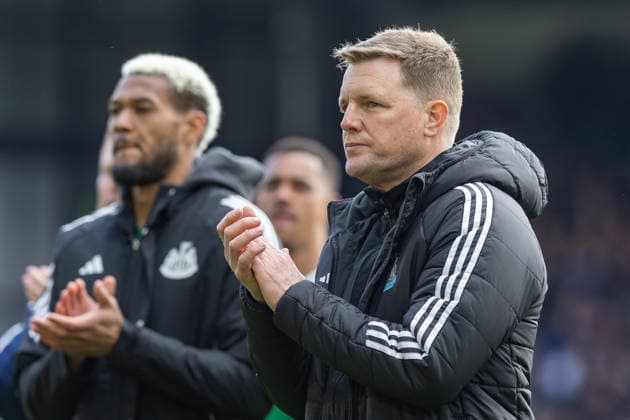 Crystal Palace v Newcastle United, Premier League, Football, Selhusrt Park Stadium, London, UK - 12 Apr 2026 Newcastle United Manager Eddie Howe applauds the travelling fans at full time London Selhusrt Park Stadium Selhurst GBR, UK NEWSPAPERS OUT Copyright: xEllixBirchx