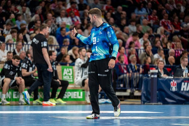 12.04.2026, xdobgx, Handball Daikin HBL, Handball Verein Hamburg - THW Kiel v.l. Gonzalo Perez De Vargas (Kiel, 1)