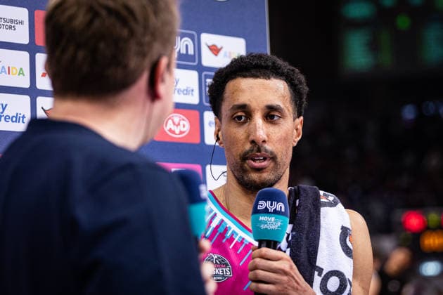 easyCredit Basketball Bundesliga, Telekom Baskets Bonn vs. Basketball Löwen Braunschweig, 12.04.2026 Joel Aminu (Telekom Baskets Bonn 21) im DYN Interview -- easyCredit Basketball Bundesliga, Telekom Baskets Bonn vs. Basketball Löwen Braunschweig, 12.04.2026, Telekom Dome Bonn Copyright: xBEAUTIFULxSPORTS Derixx