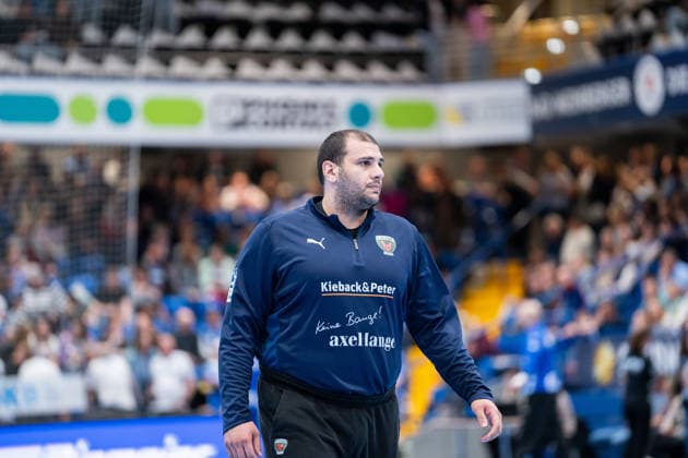 TBV Lemgo Lippe (GER) vs. Fuechse Berlin (GER), Handball, Daikin Handball Bundesliga, 28. Spieltag, 12.4.2026, Saision 2025 2026, Lemgo Dejan Milosavljev (Fuechse Berlin, 96) beim Aufwaermen Lemgo Phoenix Contact Arena Deutschland