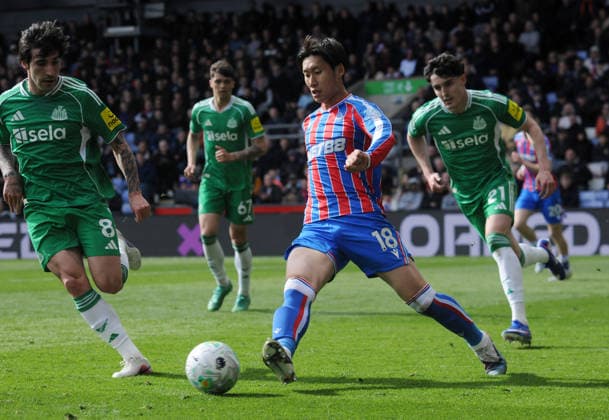 Football - 2025 2026 Premier League - Crystal Palace vs. Newcastle United - Selhurst Park - Sunday 12th April 2026 Daichi Kamada of Crystal Palace 