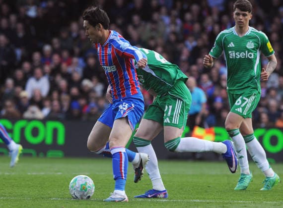 Football - 2025 2026 Premier League - Crystal Palace vs. Newcastle United - Selhurst Park - Sunday 12th April 2026 Daichi Kamada of Crystal Palace 