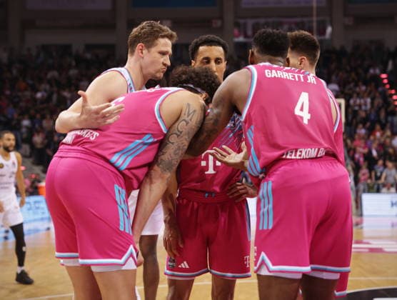 Telekom Baskets Bonn vs. Basketball Löwen (Loewen) Braunschweig 29. Speiltag - Saison 2025 26