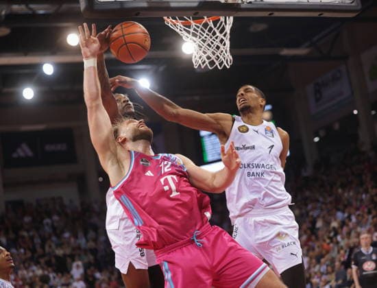 Melvin Jostmann Telekom Baskets Bonn vs. Basketball Löwen (Loewen) Braunschweig 29. Speiltag - Saison 2025 26