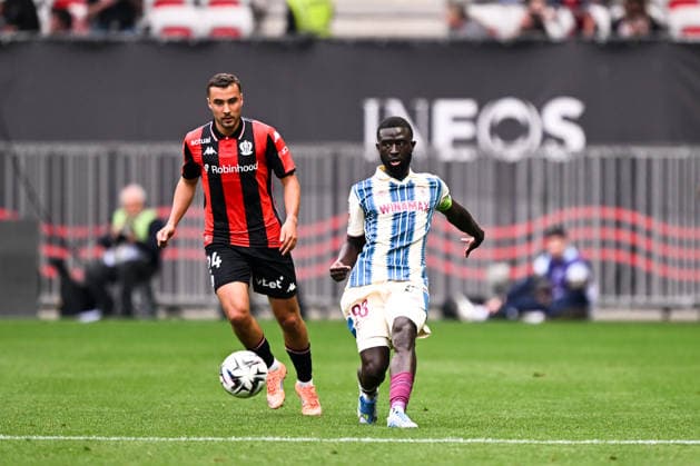 OGC Nice v Le Havre Athletic Club - Ligue 1 McDonald s 2025 2026 93 Arouna SANGANTE (hac) - 24 Charles VANHOUTTE (ogcn) during the Ligue 1 McDonald s match between Nice and Le Havre at Allianz Riviera on April 12, 2026 in Nice, France. Nice France  Copyright: xFEPx 776348349
