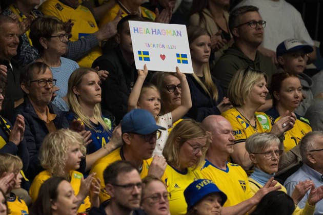 260412 Fans of Sweden during the women s EHF EURO Qualification, EM, Europameisterschaft handball match between Sweden and Lithuania on April 12, 2026 in Kosta. Photo: Suvad Mrkonjic BILDBYRAN COP 170 SM0457 handball handboll handball kval em em-kval qualification womens ehf euro qualification sverige sweden litauen lithuania dam bbeng sverige sweden Copyright: SUVADxMRKONJIC BB260412SM020