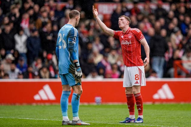 Premier League: Nottingham Forest v Aston Villa Elliot Anderson of Nottingham Forest reacts after being fouled during the Premier League match Nottingham Forest vs Aston Villa at City Ground, Nottingham, United Kingdom on 12 April 2026 (Photo by Maynard Manyowa News Images) Nottingham City Ground Nottinghamshire United Kingdom Copyright: xMaynardxManyowa NewsxImagesx