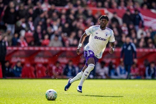 Premier League: Nottingham Forest v Aston Villa Tammy Abraham of Aston Villa during the Premier League match Nottingham Forest vs Aston Villa at City Ground, Nottingham, United Kingdom on 12 April 2026 (Photo by Maynard Manyowa News Images) Nottingham City Ground Nottinghamshire United Kingdom Copyright: xMaynardxManyowa NewsxImagesx