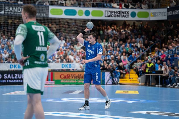 TBV Lemgo Lippe (GER) vs. Fuechse Berlin (GER), Handball, Daikin Handball Bundesliga, 28. Spieltag, 12.4.2026, Saision 2025 2026, Lemgo Jan Mudrow (TBV Lemgo Lippe, 07) beim Spielaufbau Lemgo Phoenix Contact Arena Deutschland