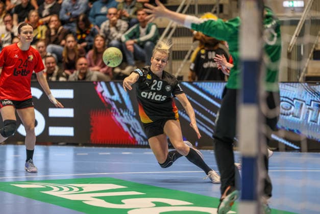 GER, Hamm, Deutschland vs Belgien, EHF EURO Qualifiers, Handball, EHF, Spielzeit 2025 2026, WESTPRESS arena, 6. Spieltag im Bild: Antje Döll (Deutschland Handball Frauen 29) DFB DFL REGULATIONS PROHIBIT ANY USE OF PHOTOGRAPHS AS IMAGE SEQUENCES AND OR QUASI-VIDEO, 12.04.2026 Copyright: HMBxMedia HendrikxHamelau