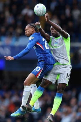 Chelsea v Man City 12 April 2026, London - Premier League Football - Chelsea v Manchester City - Joao Pedro of Chelsea and Marc Guehi of Manchester City - Photo: Charlotte Wilson Offside. London UK Copyright: xCharlottexWilsonx xOffsidexOffside