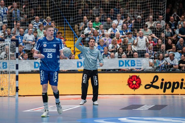 TBV Lemgo Lippe (GER) vs. Fuechse Berlin (GER), Handball, Daikin Handball Bundesliga, 28. Spieltag, 12.4.2026, Saision 2025 2026, Lemgo Constantin Moestl (TBV Lemgo Lippe, 01) jubelt nach einer Parade Lemgo Phoenix Contact Arena Deutschland