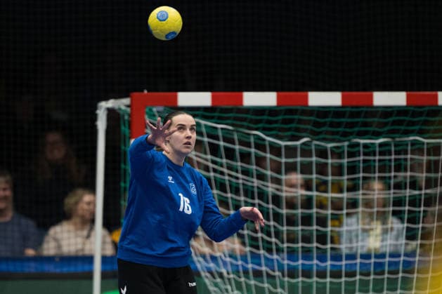260412 Goal keeper Evita Å½ilionyte of Litauen during the women s EHF EURO Qualification, EM, Europameisterschaft handball match between Sweden and Lithuania on April 12, 2026 in Kosta. Photo: Suvad Mrkonjic BILDBYRAN COP 170 SM0457 handball handboll handball kval em em-kval qualification womens ehf euro qualification sverige sweden litauen lithuania dam bbeng sverige sweden Copyright: SUVADxMRKONJIC BB260412SM052