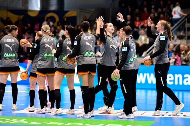Handball, Frauen: EM-Qualifikation, Deutschland - Belgien, 2. Runde, Gruppe 3, 6. Spieltag Hamm Westpress Arena Nordrhein-Westfalen Deutschland