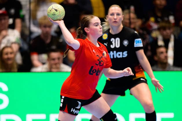 Handball, Frauen: EM-Qualifikation, Deutschland - Belgien, 2. Runde, Gruppe 3, 6. Spieltag Lemke Daniels (Belgien) Hamm Westpress Arena Nordrhein-Westfalen Deutschland