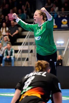 Handball, Frauen: EM-Qualifikation, Deutschland - Belgien, 2. Runde, Gruppe 3, 6. Spieltag Paule Portier (Belgien) Jubel Freude Emotion Hamm Westpress Arena Nordrhein-Westfalen Deutschland