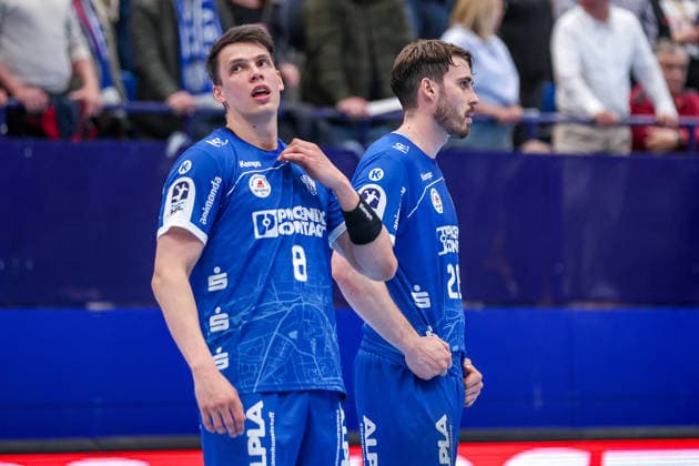 2026.04.12, xkwix, Handball, HBL, TBV Lemgo Lippe - Füchse Berlin, PHOENIX CONTACT arena, 28.Spieltag, Saison 2025 2026: Frederik Simak (TBV Lemgo Lippe 8) und Hendrik Wagner (TBV Lemgo Lippe 28) koennen es nicht fassen DFB regulations prohibit any use of photographs as image sequences and or quasi-video. Photo: xKamilxWilkowskixPressefotoKochx Nordrhein-Westfalen Deutschland