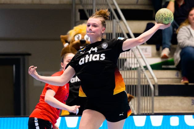 Handball, Frauen: EM-Qualifikation, Deutschland - Belgien, 2. Runde, Gruppe 3, 6. Spieltag Jana Walther (Deutschland) Hamm Westpress Arena Nordrhein-Westfalen Deutschland