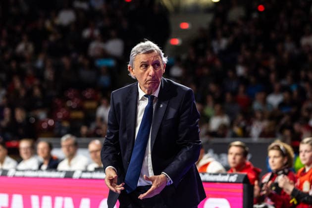 GER, easy-Credit Basketball-Bundesliga, FC Bayern München Basketball - Niners Chemnitz. 12.04.2026, BMW Park, München, GER, easy-Credit Basketball-Bundesliga, FC Bayern München Basketball - Niners Chemnitz. Svetislav Pesic (Head-Coach FC Bayern München Basketball) Foto Alexander Trienitz München BMW Park Bayern Deutschland