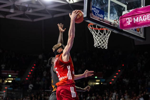 GER, easy-Credit Basketball-Bundesliga, FC Bayern München Basketball - Niners Chemnitz. 12.04.2026, BMW Park, München, GER, easy-Credit Basketball-Bundesliga, FC Bayern München Basketball - Niners Chemnitz. Niels Giffey (FC Bayern München Basketball 5) Foto Alexander Trienitz München BMW Park Bayern Deutschland