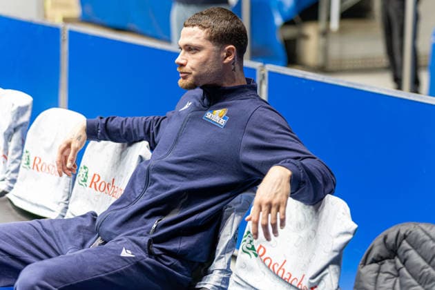 Basketball Bundesliga BBL, Frankfurt Skyliners vs. MLP Academics Heidelberg, Süwag Energie Arena Frankfurt am Main; 12.04.2026 Basketball Bundesliga BBL, Frankfurt am Main, Germany - 12.04.2026: Logan Johnson (Frankfurt Skyliners, 0) beobachtet das Aufwärmen, Basketball Bundesliga BBL, Spiel der Frankfurt Skyliners vs. MLP Academics Heidelberg, Süwag Energie Arena Frankfurt am Main Copyright: xBEAUTIFULxSPORTS Freudensteinx