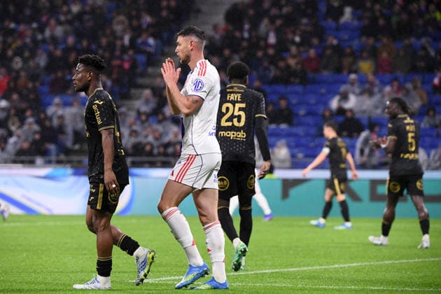 Olympique Lyonnais v FC Lorient - Ligue 1 McDonald s 2025 2026 43 Arsene KOUASSI (fcl) - 77 Roman IAREMTCHOUK (ol) during the Ligue 1 McDonald s match between Lyon and Lorient at Groupama Stadium on April 12, 2026 in Lyon, France. Lyon France  Copyright: xFEPx 776348350