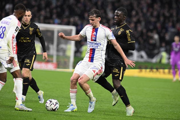 Football : Olympique Lyonnais v Lorient - French ligue 1- 12 04 2026 Morton TYLER of Lyon during the French ligue 1 match between Olympique Lyonnais and Lorient at Groupama Stadium Decines Charpieu Lyon on April 12, 2026 , France LYONFrance  Copyright: xMouradxAllilix