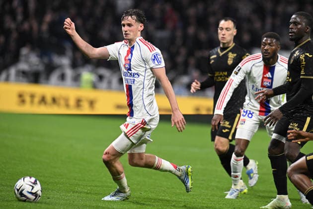 Football : Olympique Lyonnais v Lorient - French ligue 1- 12 04 2026 Morton TYLER of Lyon during the French ligue 1 match between Olympique Lyonnais and Lorient at Groupama Stadium Decines Charpieu Lyon on April 12, 2026 , France LYONFrance  Copyright: xMouradxAllilix