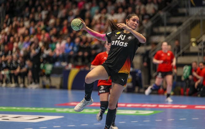 GER, Hamm, Deutschland vs Belgien, EHF EURO Qualifiers, Handball, EHF, Spielzeit 2025 2026, WESTPRESS arena, 6. Spieltag im Bild: Chiara Rohr (Deutschland Handball Frauen 65) DFB DFL REGULATIONS PROHIBIT ANY USE OF PHOTOGRAPHS AS IMAGE SEQUENCES AND OR QUASI-VIDEO, 12.04.2026 Copyright: HMBxMedia HendrikxHamelau