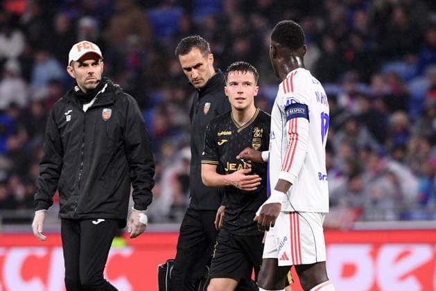 Olympique Lyonnais v FC Lorient - Ligue 1 McDonald s 2025 2026 11 Theo LE BRIS (fcl) during the Ligue 1 McDonald s match between Lyon and Lorient at Groupama Stadium on April 12, 2026 in Lyon, France. Lyon France  Copyright: xFEPx 776348350