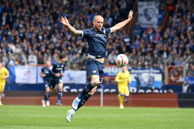 Philipp Hofmann (VfL Bochum) 12.04.2026, Fussball 2. Bundesliga, Saison 2025 2026, 29. Spieltag, VfL Bochum - Eintracht Braunschweig 4:1 DFL regulations prohibit any use of photographs as image sequences and or quasi-video Bochum Vonovia Ruhrstadion Nordrhein Westfalen Deutschland