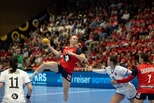KRISTIANSAND, NORWAY - APRIL 12: Henny Ella Reistad of Norway shoots the ball during the Womens EHF Euro Cup 2026 match between Norway and Slovakia at Aquarama Arena on April 12, 2026 in Kristiansand, Norway. (Photo by Ane Frosaker Sports Press Photo) Copyright: xAnexFrosakerx xSPPx Sportspressphoto_SPR128649
