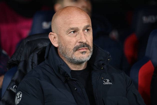 CALCIO - Serie A - Bologna FC vs US Lecce Vincenzo Italiano (Bologna Fc) during Bologna FC vs US Lecce, Italian soccer Serie A match in Bologna, Italy, April 12 2026 Bologna Italy  Copyright: xIPAxSport ABACAx
