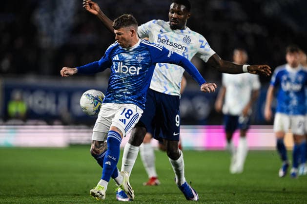 CALCIO - Serie A - Como 1907 vs Inter - FC Internazionale Marcus Thuram of Inter in action during the Italian Serie A football match between Calcio Como and Inter FC on 12 of Avril 2026 at the Giuseppe Senigallia stadium in Como, Italy Como Italy  Copyright: xIPAxSport ABACAx