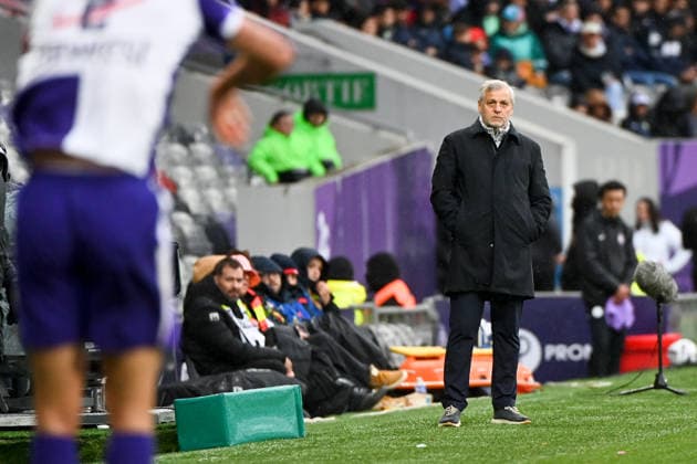Toulouse FC v Lille OSC - Ligue 1 McDonald s 2025 2026 Bruno GENESIO (Entraineur Lille LOSC) during the Ligue 1 McDonald s match between Toulouse and Lille at Stadium de Toulouse on April 12, 2026 in Toulouse, France. Toulouse France  Copyright: xFEPx 776348348