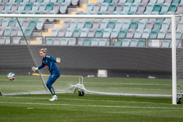 260413 Goalkeeper Jennifer Falk of the Swedish women s national football team during a training session on April 13, 2026 in Gothenburg. Photo: Mathias Bergeld BILDBYRAN kod MB MB1363 fotboll football soccer fotball vm-kval kval fifa womens world cup qualifier qualifier träning practice training sverige sweden dam bbeng women kvinner Copyright: MATHIASxBERGELD BB260413MB001