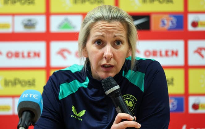 Republic of Ireland WNT press conference, PK, Pressekonferenz Polsat Plus Arena, Gdansk, Poland 13 4 2026 Head coach Carla Ward Carla Ward 13 4 2026  Copyright: x INPHO RyanxByrnex RB2_4215